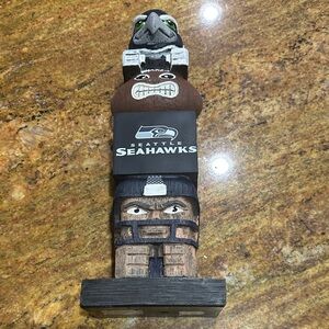Seattle Seahawks Totem Pole Decor